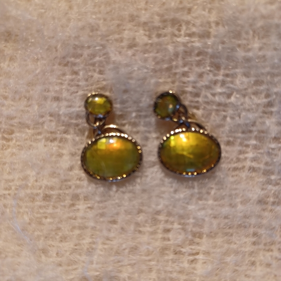 Monet vintage citrine clip on earrings - Picture 2 of 5